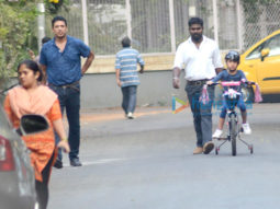 Mahesh Bhupathi snapped with his daughter in Bandra