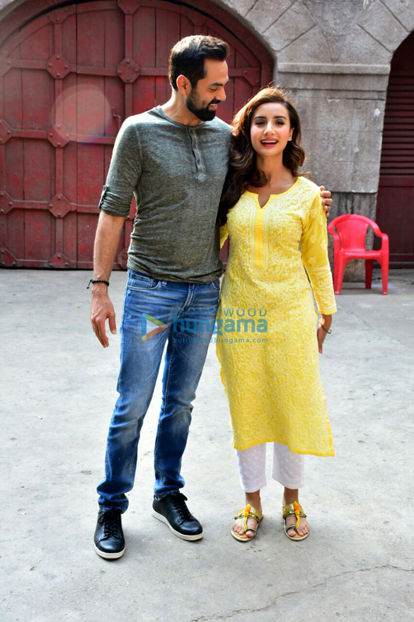 patralekha and abhay deol snapped during a photo shoot for the film nanu ki janu 4