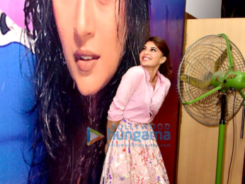 Press meet after Jacqueline Fernandez completes shooting 'Ek Do Teen' for Baaghi 2
