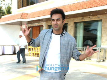 Pulkit Samrat and Kriti Kharbanda snapped promoting 'Veerey Ki Wedding'