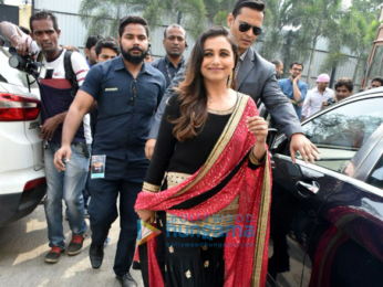 Rani Mukerji snapped at Hitchki promotions on the sets of Dance India Dance