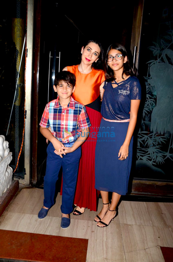 rishi kapoor neetu kapoor karisma kapoor and others grace randhir kapoors birthday bash in bandra 4