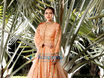 Sana Khan snapped doing a shoot for designer Reynu Tandon