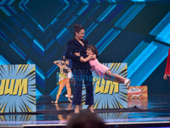 Shilpa Shetty and Rani Mukerji on the sets of Super Dancer 2