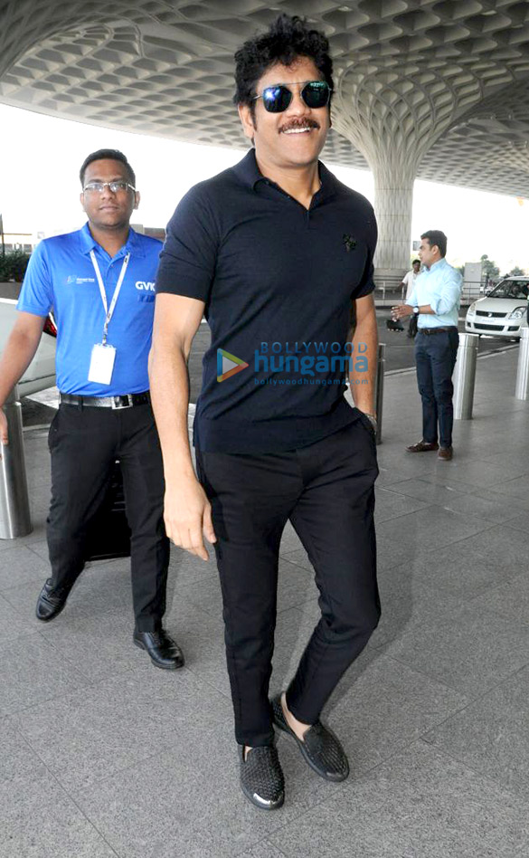 sidharth malhotra rakul preet singh karan johar and others snapped at the airport2 1