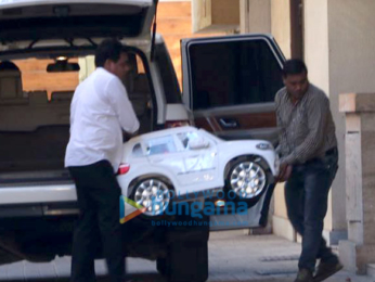 Taimur Ali Khan spotted at Amrita Arora's residence