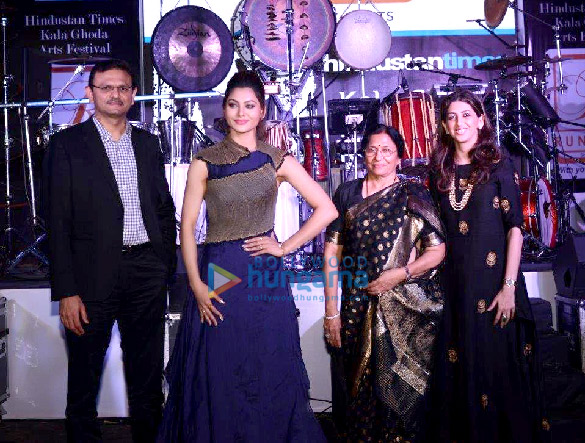 Urvashi Rautela snapped at the Kala Ghoda Arts Festival Reloaded in Mumbai