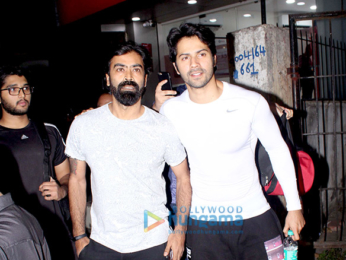 Varun Dhawan spotted at Shoojit Sircar's office in Juhu