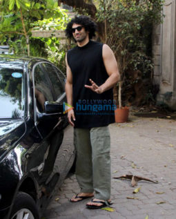 Aditya Roy Kapur snapped in Bandra