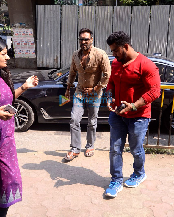 ajay devgn snapped promoting his film raid 4