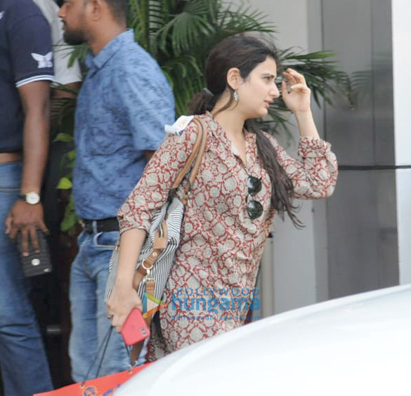 alia bhatt aamir khan and others snapped at the airport 8