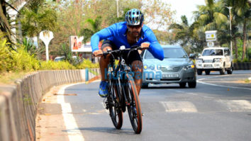 Amit Sadh spotted on a cycle at Carter Road in Bandra