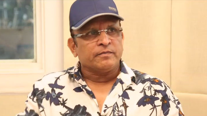 Annu Kapoor: “Bahut Badi Baat Hai SRK Ne Muscle Bana Lia LEKIN…” | Baa Baaa Black Sheep Annu Kapoor: “Bahut Badi Baat Hai SRK Ne Muscle Bana Lia LEKIN…” | Baa Baaa Black Sheep