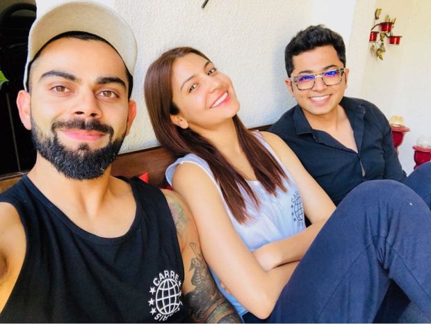 Anushka Sharma and Virat Kohli's lovestruck pictures on a cozy Sunday are not to be missed