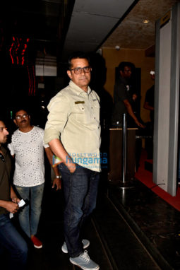 Celebs grace the special screening of 'Raid' hosted by Saurabh Shukla
