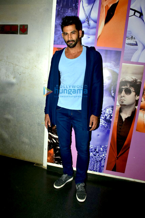 celebs snapped at hate story iv screening 3
