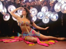 HOT! Jacqueline Fernandez’s SIZZLING avatar from Baaghi 2’s Ek Do Teen will make you go Dhak-Dhak