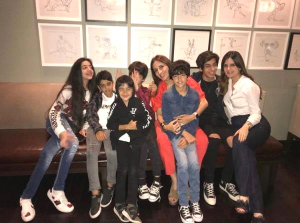 Hrithik Roshan and Sussanne Khan are the Parents Of The Year, Inside pics from Hrehaan’s party are a proof