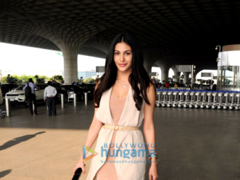 Ileana D’Cruz, Karisma Kapoor, Huma Qureshi and others snapped at the airport