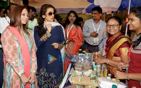juhi chawla jackie shroff and others attend mumbai edition 5