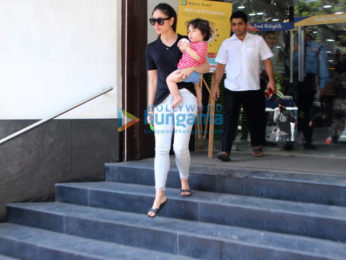 Kareena Kapoor Khan, Saif Ali Khan, Kunal Khemu and Soha Ali Khan snapped with their kids Taimur Ali Khan and Inaaya Naumi in Bandra