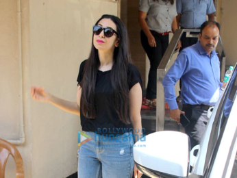 Karisma Kapoor spotted at Matrix Office in Bandra