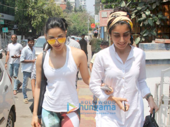 Kiara Advani spotted at a cafe in Bandra