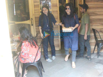 Konkona Sen Sharma snapped at Farmer's Cafe