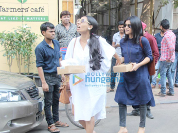 Konkona Sen Sharma snapped at Farmer's Cafe