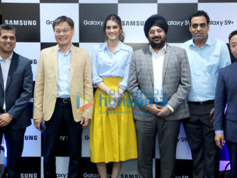 Kriti Sanon snapped at Samsung launch event