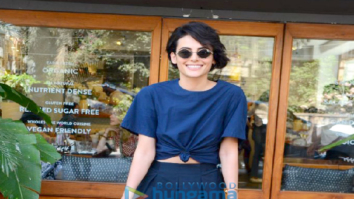 Mandana Karimi snapped at Sequel Cafe in Bandra