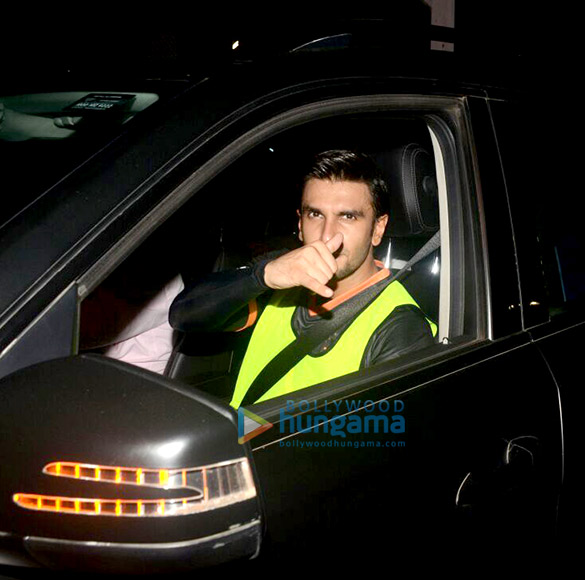 ranveer singh snapped at football ground 3