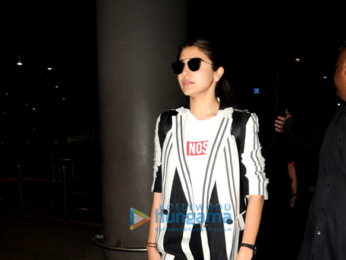 Salman Khan, Deepika Padukone and Rani Mukerji and others snapped at the airport