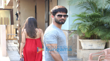 Shahid Kapoor & Mira Rajput spotted in Mumbai