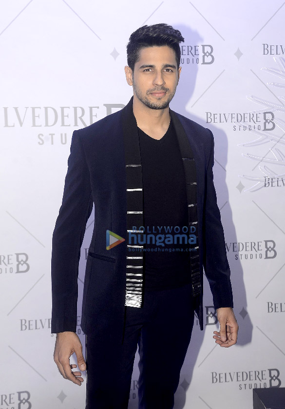 sidharth malhotra vaani kapoor athiya shetty and others grace the red carpet of belvedere studio 1
