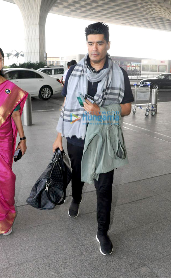 sonal chauhan boman irani manish malhotra and others snapped at the airport 7