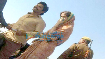 On The Sets Of The Movie Sui Dhaaga - Made In India