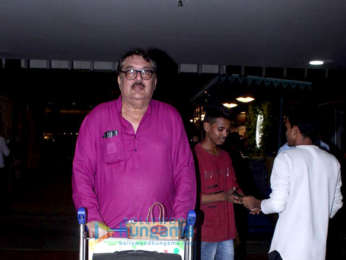 Aamir Khan, Juhi Chawla, Karisma Kapoor, Malaika Arora snapped at airport