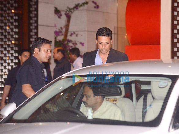 aamir khan sachin tendulkar and john abraham at the ambani party for olympics committee 9