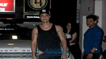 Aayush Sharma, Warina Hussain and Kartik Aaryan spotted at gym