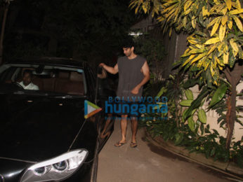 Aditya Roy Kapoor spotted in Bandra