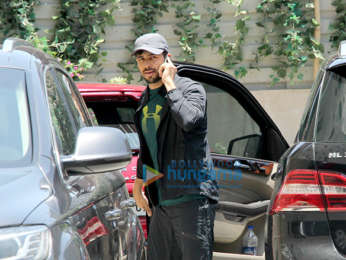 Aditya Roy Kapur, Sidharth Malhotra, Shahid Kapoor and Nidhhi Agerwal snapped at the gym