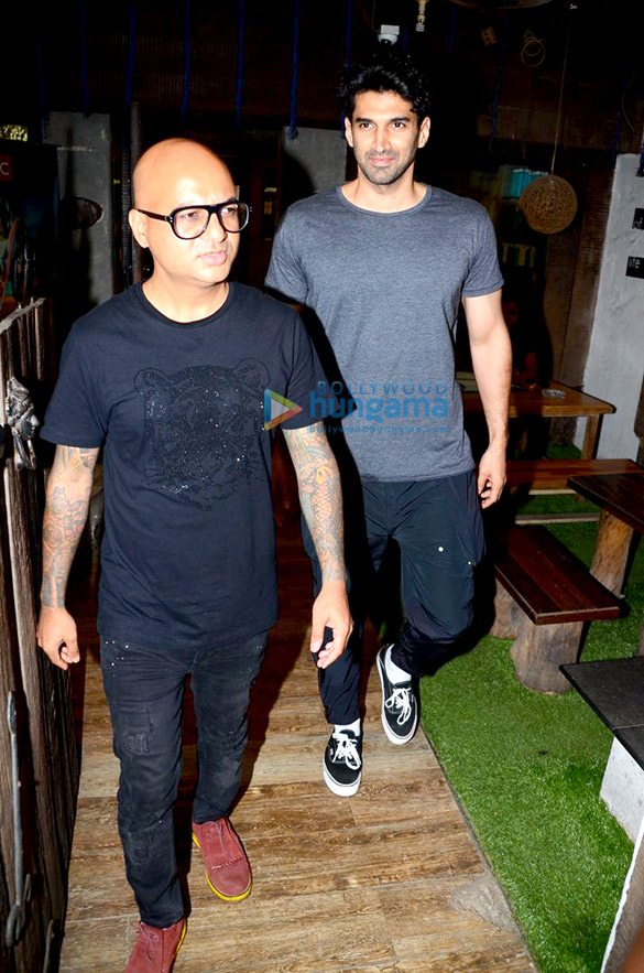 Aditya Roy Kapur and Manish Malhotra spotted at Hakim’s Aalim in Bandra