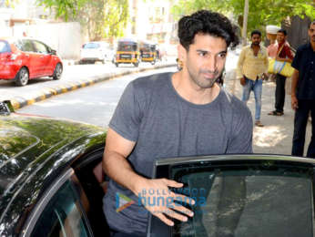 Aditya Roy Kapur and Manish Malhotra spotted at Hakim Alim's in Bandra