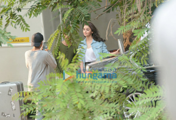 alia bhatt snapped at filmcity 4