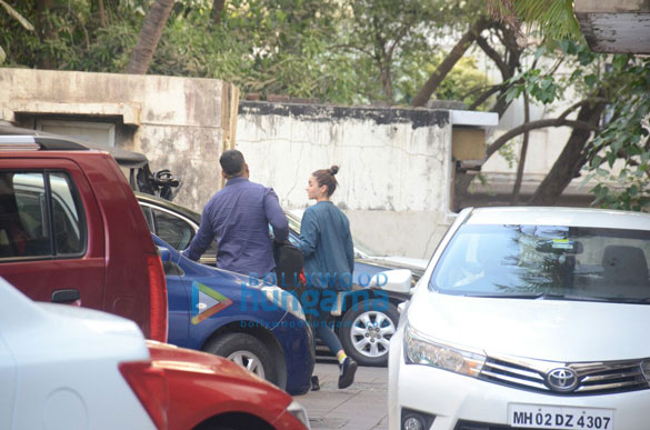 alia bhatt snapped post a gym session in bandra 4