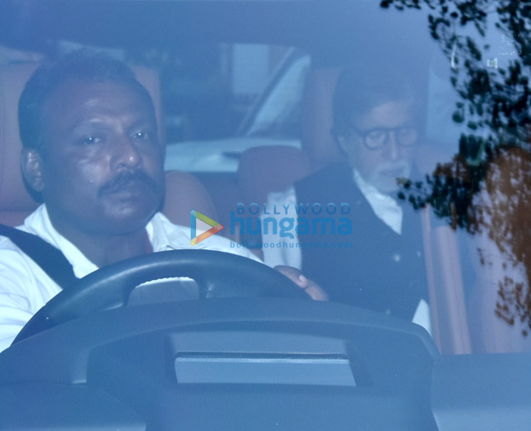 amitabh bachchan snapped out and about in mumbai 6