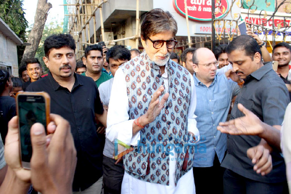 amitabh bachchan spotted in versova 1