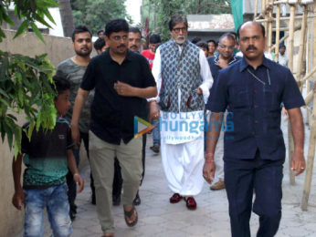 Amitabh Bachchan spotted in Versova