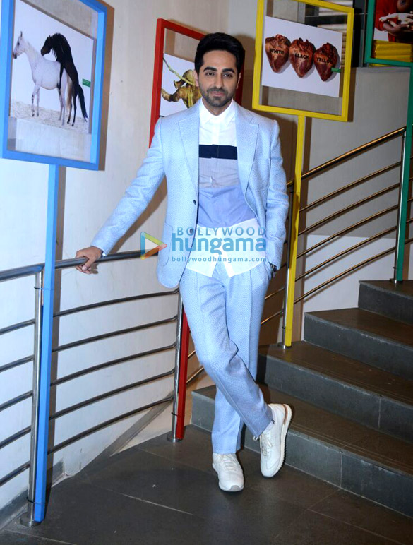 ayushmann khurrana graces the cover launch of the magazine mans world 1